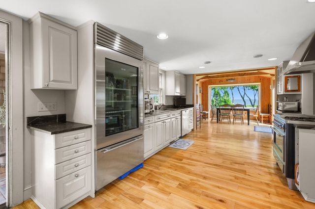 12 Mill Road, Harwich Port, MA 02646