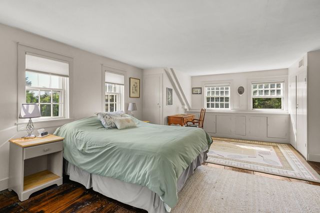 12 Mill Road, Harwich Port, MA 02646