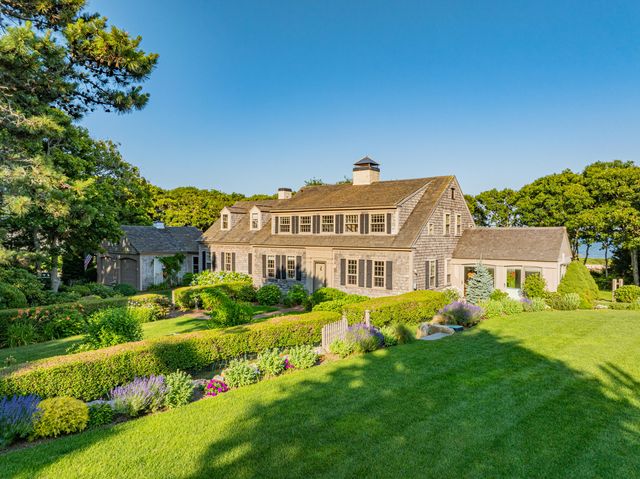 12 Mill Road, Harwich Port, MA 02646