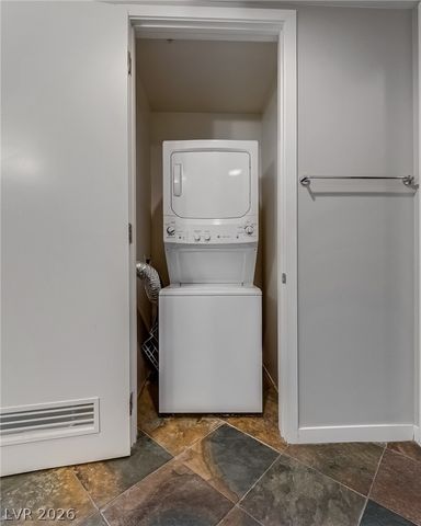 353 East Bonneville Avenue 345, Las Vegas, NV 89101