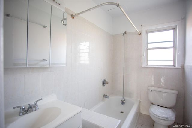 345 Shore Road 1B, Long Beach, NY 11561