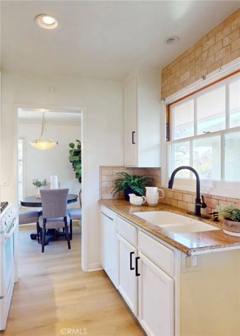 1715 Raymond Hill Road, South Pasadena, CA 91030