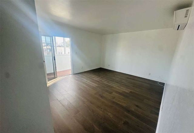 36 Breeze Avenue 4, Venice, CA 90291