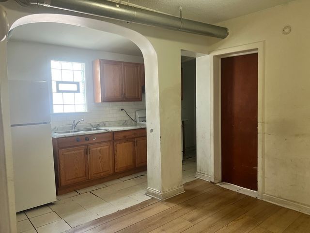 4633 S Christiana Avenue, Chicago, IL 60632