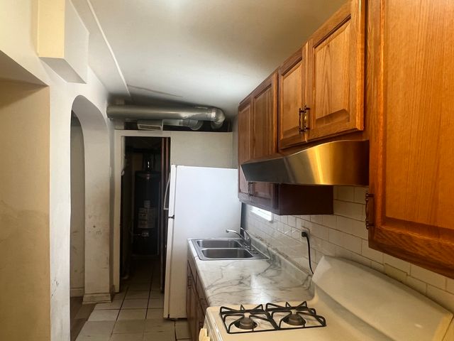 4633 S Christiana Avenue, Chicago, IL 60632