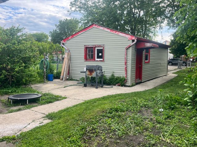 4633 S Christiana Avenue, Chicago, IL 60632