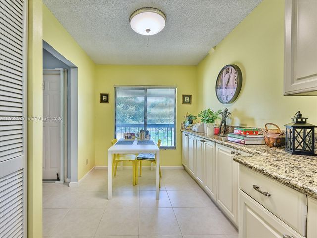 10143 Mangrove Drive 303, Boynton Beach, FL 33437