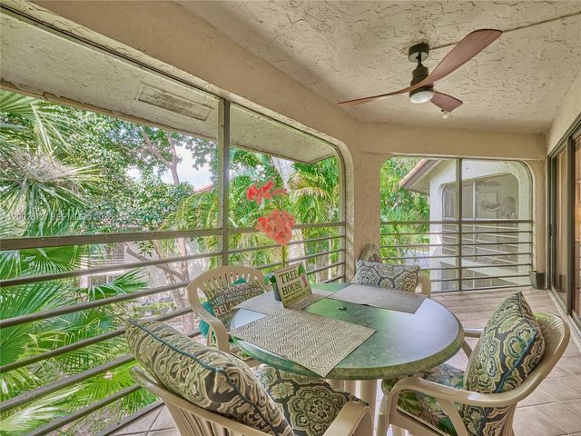 10143 Mangrove Drive 303, Boynton Beach, FL 33437