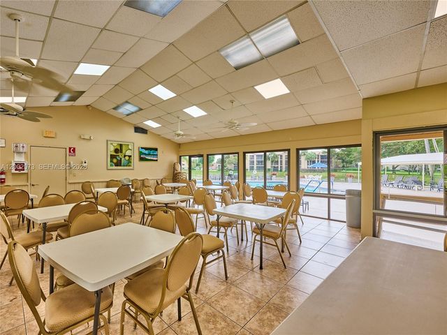 10143 Mangrove Drive 303, Boynton Beach, FL 33437