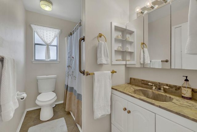 1871 Patty DR, Canyon Lake, TX 78133