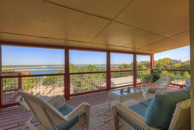 1871 Patty DR, Canyon Lake, TX 78133