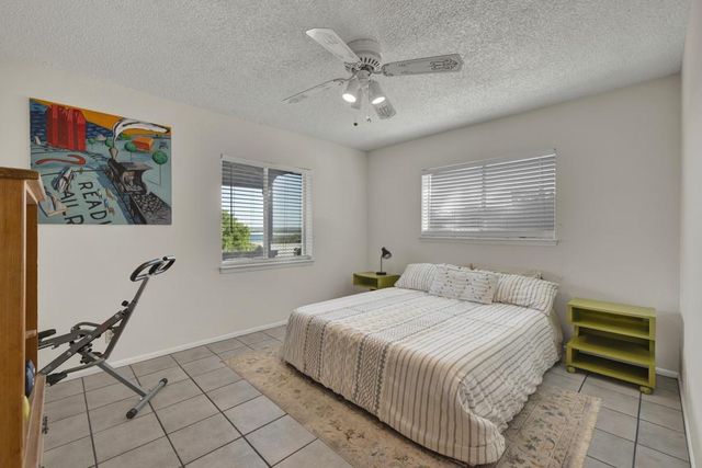 1871 Patty DR, Canyon Lake, TX 78133