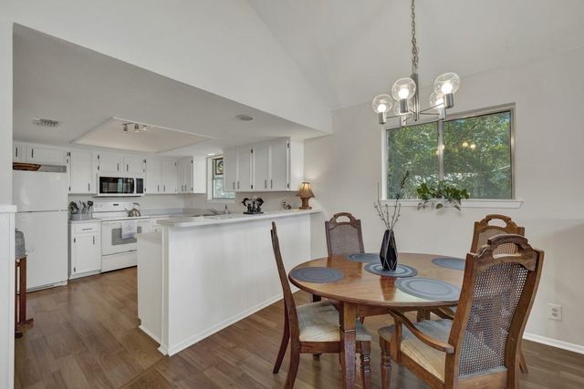 1871 Patty DR, Canyon Lake, TX 78133