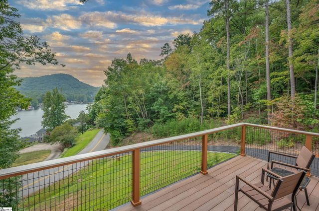 1655 W Lake Shore Drive, Landrum, SC 29356