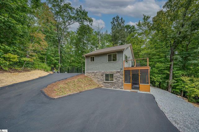 1655 W Lake Shore Drive, Landrum, SC 29356