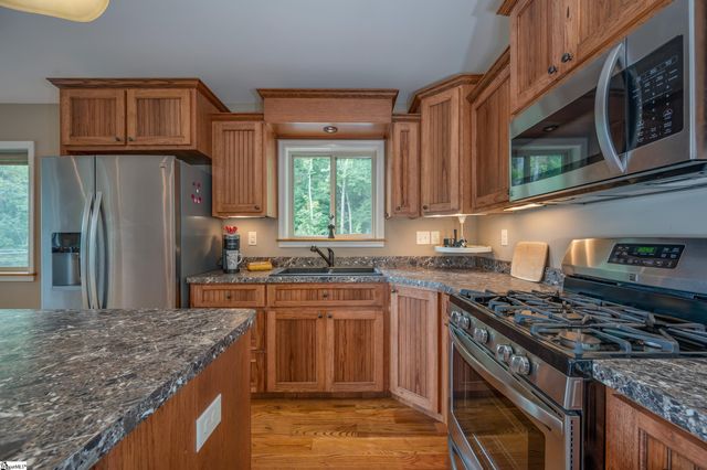 1655 W Lake Shore Drive, Landrum, SC 29356