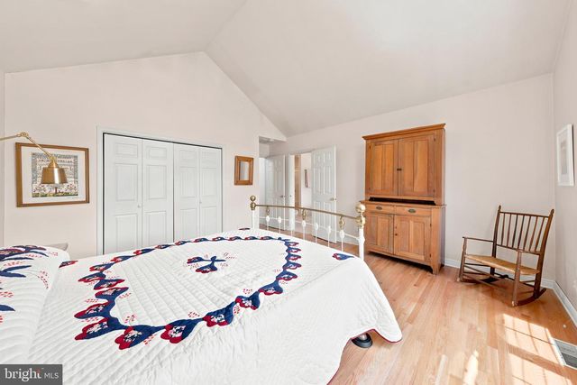 261 E KINGS HWY, Audubon, NJ 08106