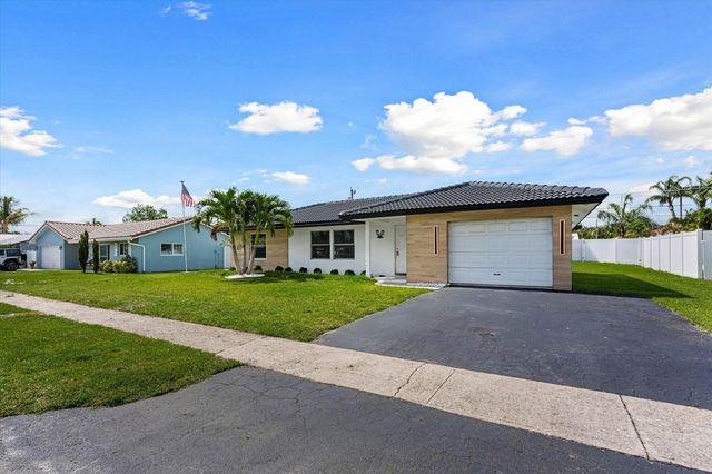 1540 NW 10th Street, Boca Raton, FL 33486