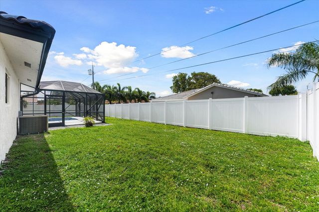 1540 NW 10th Street, Boca Raton, FL 33486