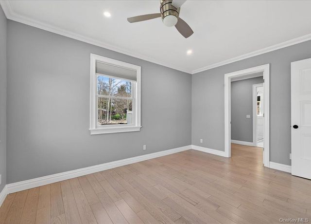 27 Pacific Avenue, Nanuet, NY 10954