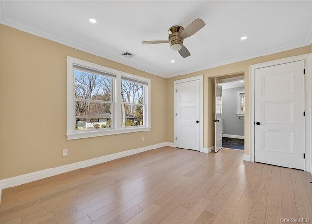 27 Pacific Avenue, Nanuet, NY 10954