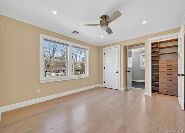 27 Pacific Avenue, Nanuet, NY 10954