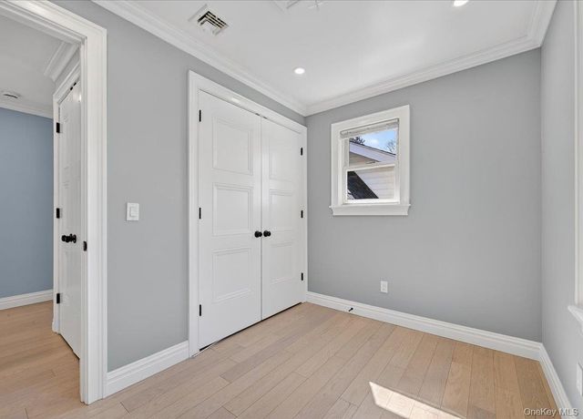 27 Pacific Avenue, Nanuet, NY 10954