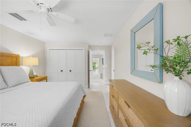 283 Palm Lake DR, Sanibel, FL 33957