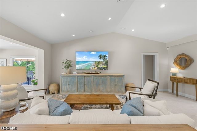 283 Palm Lake DR, Sanibel, FL 33957