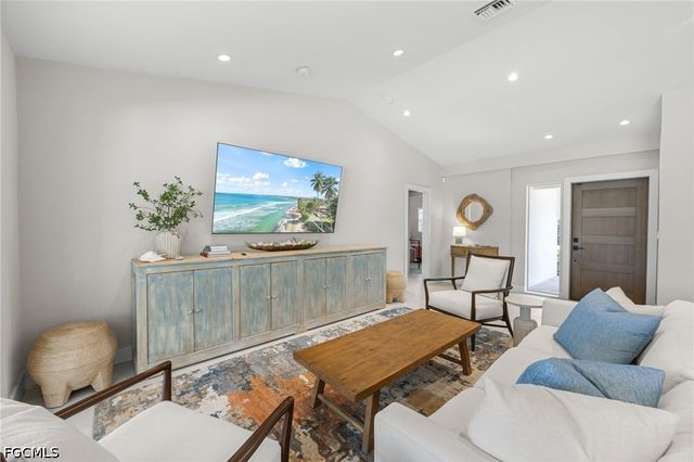 283 Palm Lake DR, Sanibel, FL 33957