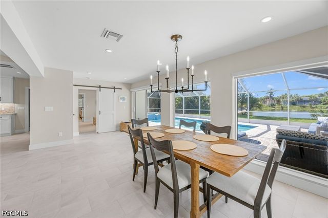 283 Palm Lake DR, Sanibel, FL 33957