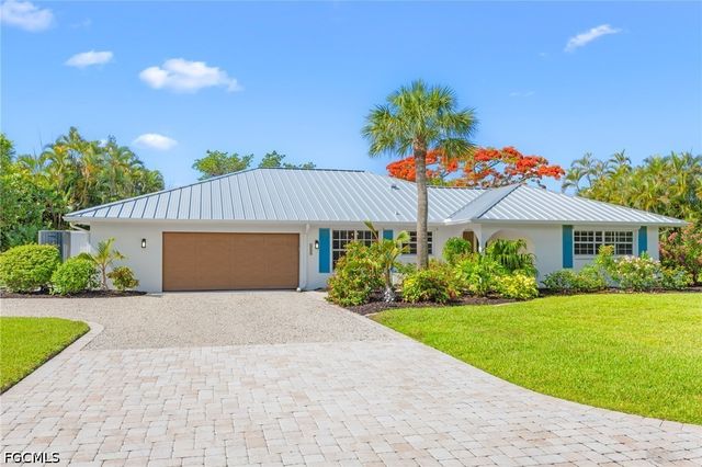 283 Palm Lake DR, Sanibel, FL 33957