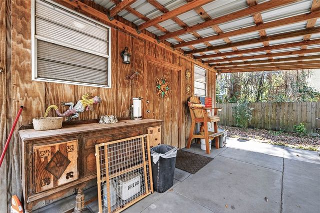 33 Warren Ave, Waverly, GA 31565