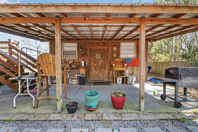 33 Warren Ave, Waverly, GA 31565