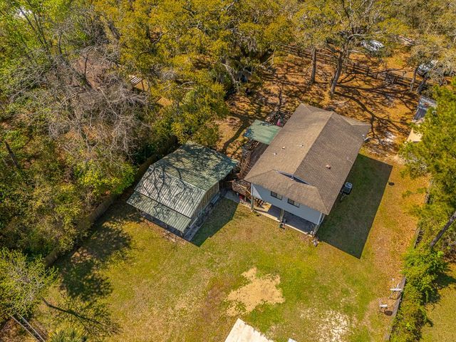 33 Warren Ave, Waverly, GA 31565