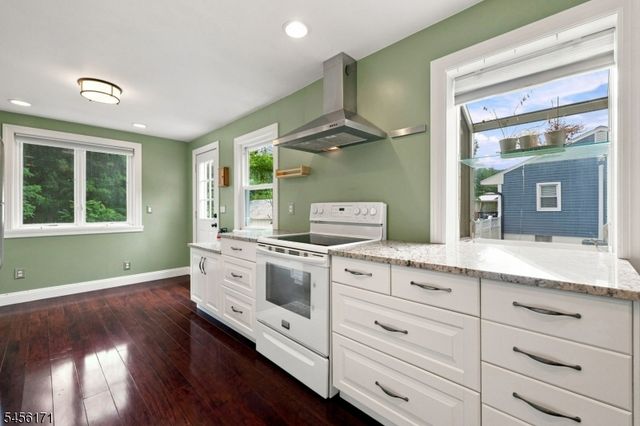 26 Mount Arlington Rd, Roxbury Twp., NJ 07852