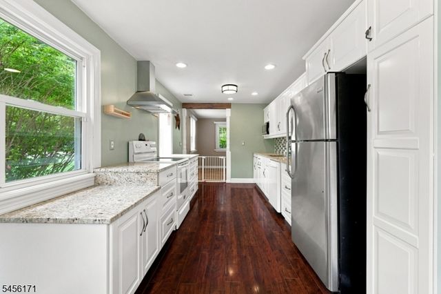26 Mount Arlington Rd, Roxbury Twp., NJ 07852