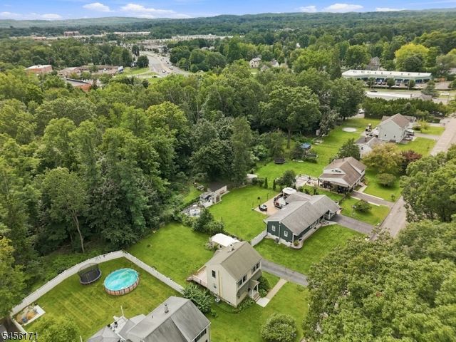26 Mount Arlington Rd, Roxbury Twp., NJ 07852