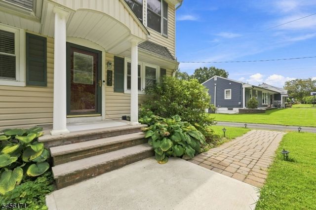 26 Mount Arlington Rd, Roxbury Twp., NJ 07852