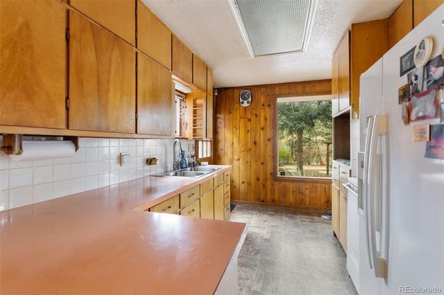 8150 W US Highway 24, Cascade, CO 80809