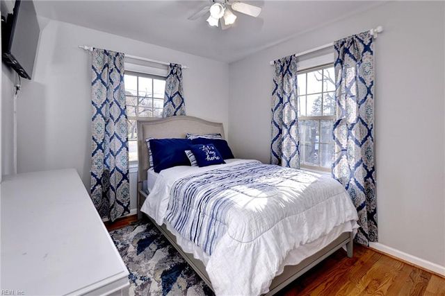 571 Dellwood DR, Newport News, VA 23602