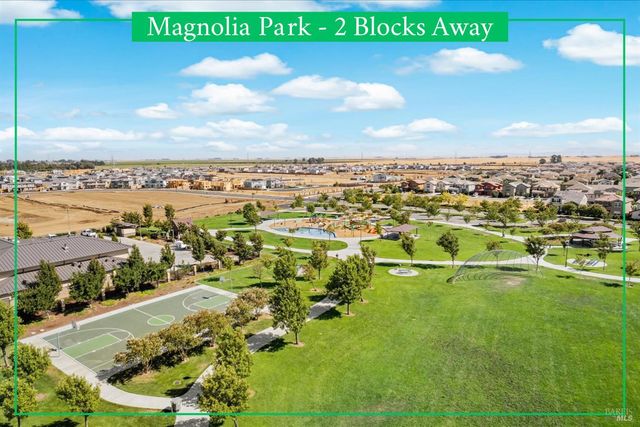 215 Brighton Cir, Vacaville, CA 95687