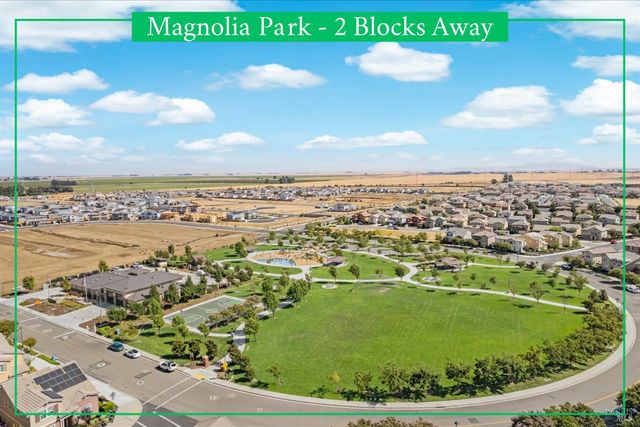 215 Brighton Cir, Vacaville, CA 95687