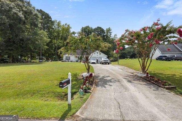 1729 Brandi Lane, Loganville, GA 30052