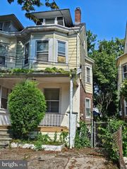 25 LEE AVE, Trenton, NJ 08618