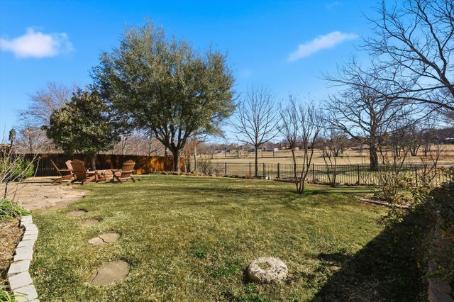 5809 Parkplace Drive, Denton, TX 76226