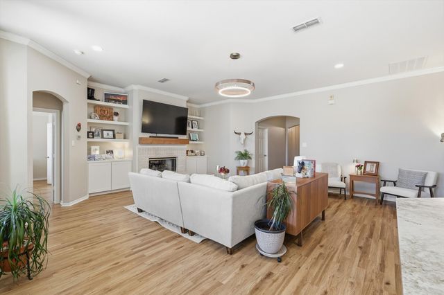 5809 Parkplace Drive, Denton, TX 76226