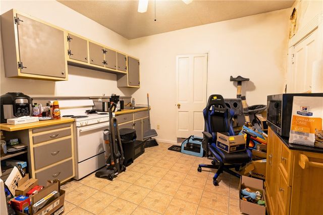 1710 High St, Spring Garden, PA 15212