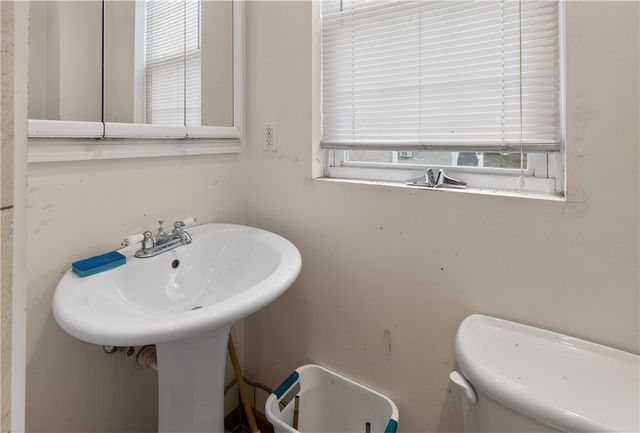 1710 High St, Spring Garden, PA 15212
