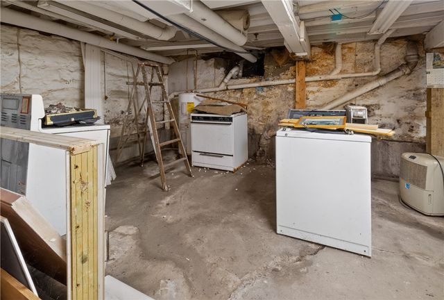 1710 High St, Spring Garden, PA 15212